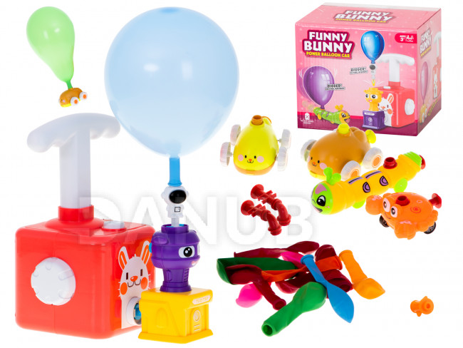 Dětská hra s nafukovacími balónky zajíček