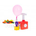 Dětská hra s nafukovacími balónky zajíček