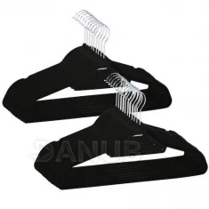 Velurový věšák na oblečení - 20 ks - černý