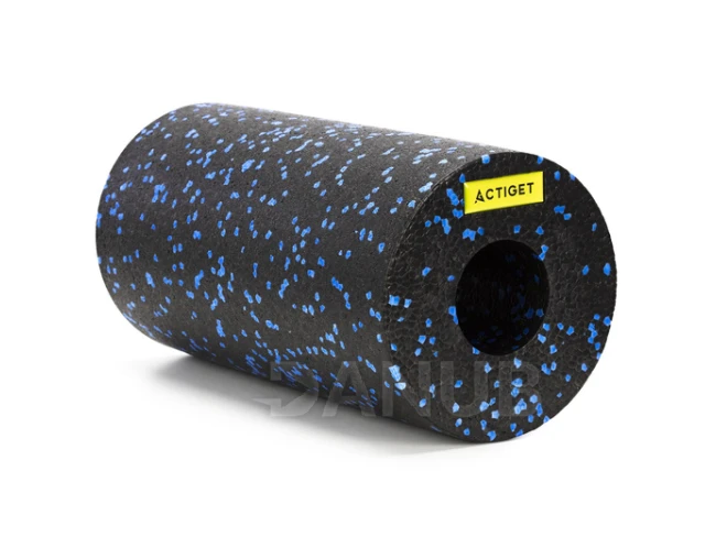 Masážní válec/roller - středně tvrdý pěnový válec - černo-modrý