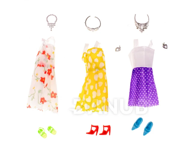 Oblečení pro panenky + doplňky