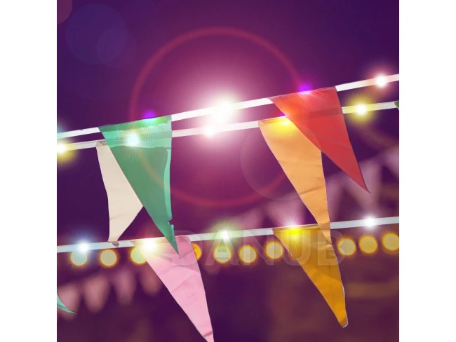 Solární světelný řetěz - vlajka - 4 m - 35 barevných LED