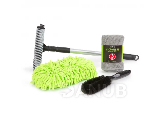Sada na údržbu auta - mikrovlákenná utěrka, houba, čistič na disky a stěrka