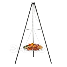 Zahradní gril zavěšený na stojanu s nastavitelnou výškou, rošt 50 cm